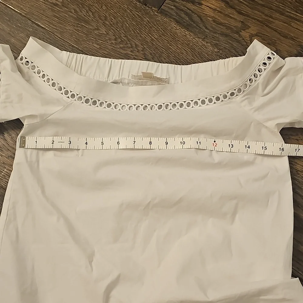 MICHAEL Michael Kors White Off-Shoulder Blouse - Picture 6 of 6